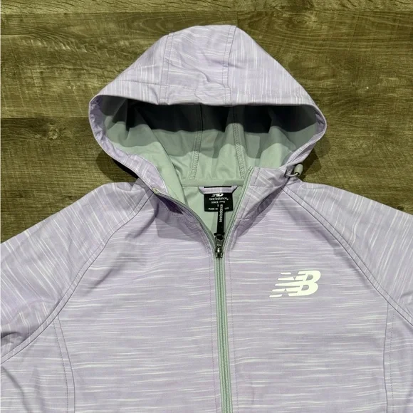 New balance women’s lavender all weather hooded jacket size large - Picture 3 of 8